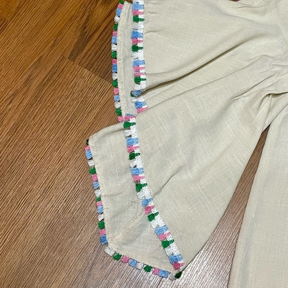 Andree by Unit Cream Cotton Linen Off-the-Shoulder Blouse, multicolored Fringe - Picture 4 of 7